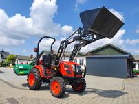 Traktor Kioti CX2510 hydrostatyczna napęd 4x4 Duża moc