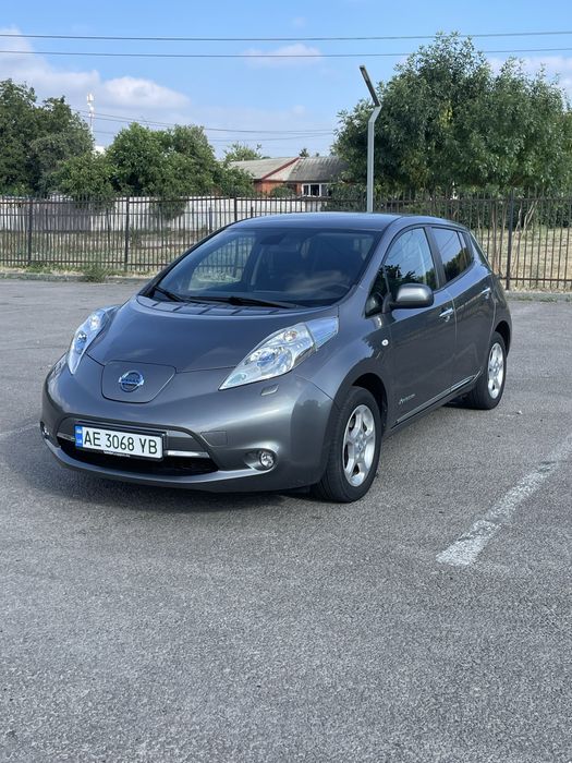 Аренда Nissan Leaf (110-130km)понедельно 4200грн, помесячно 16000грн