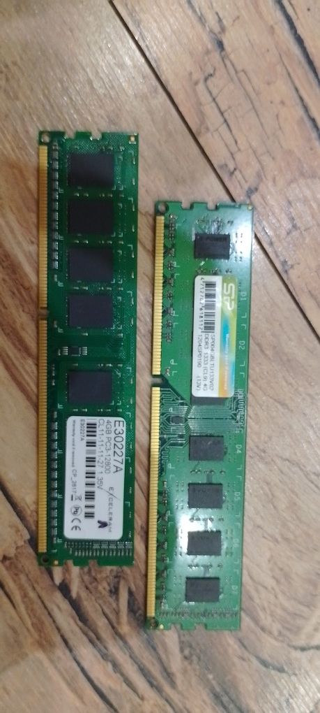 оперативна пам'ять DDR3 1333 4+4GB, 2 шт