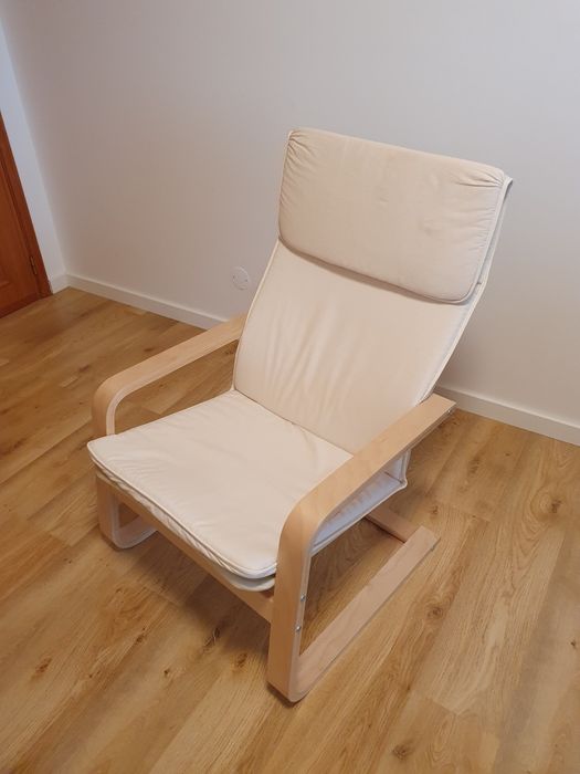 Cadeirão IKEA (descanso, leitura, amamentação)