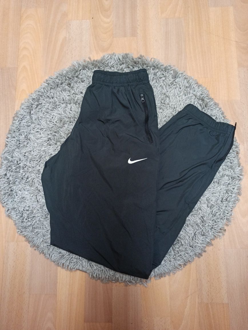 Spodnie Nike Swoosh Vintage Joggers