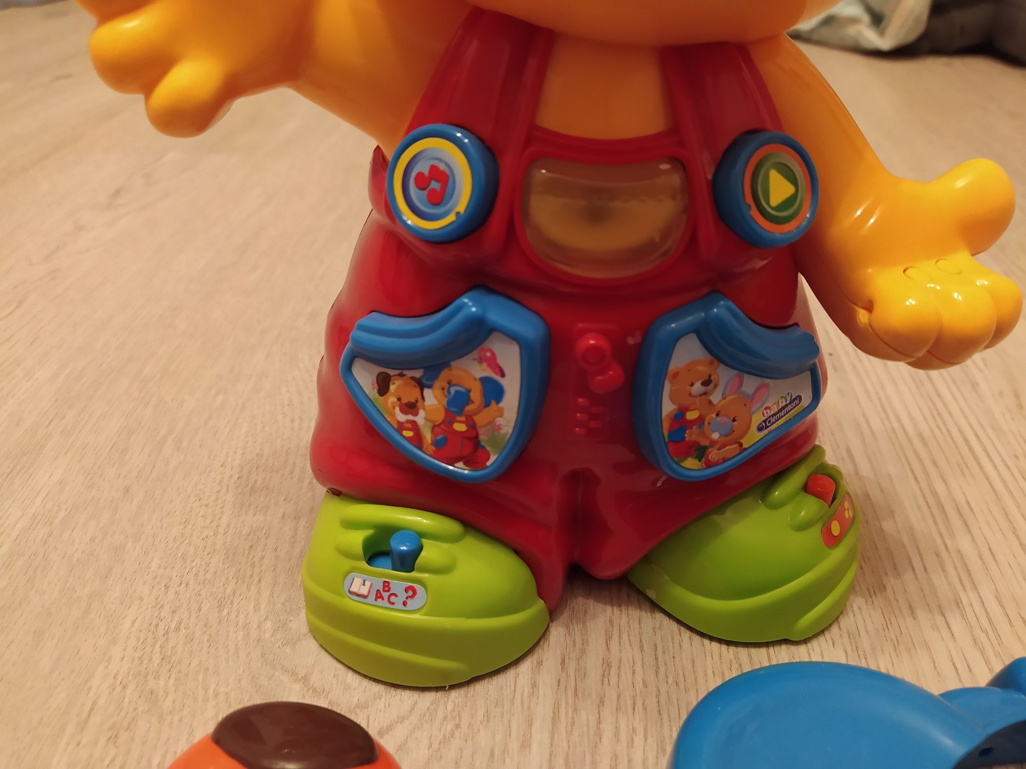 Clementoni misio zdzisio zabawka interaktywna
