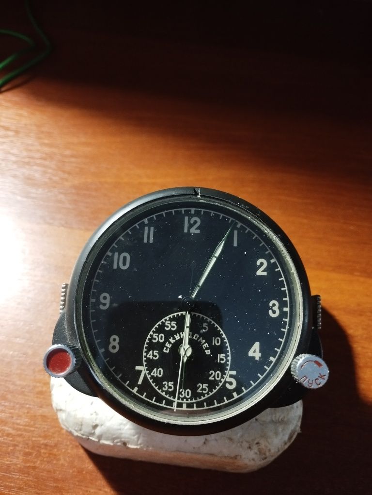 Авіаційний годинник типу 60ЧП