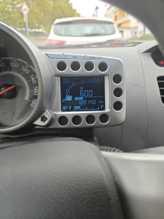Chevrolet Spark 1,0 abril 2010