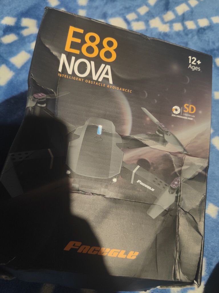 Drone E88 Novo em caixa