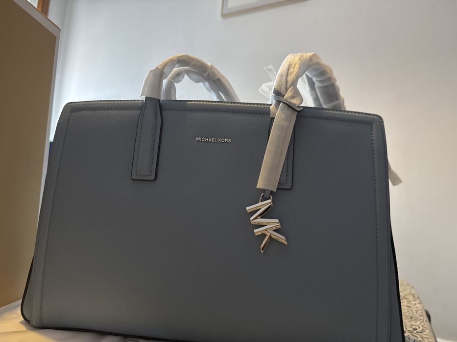 Bolsa Michael Kors Original – Nova, com Caixa e Saco Protetor