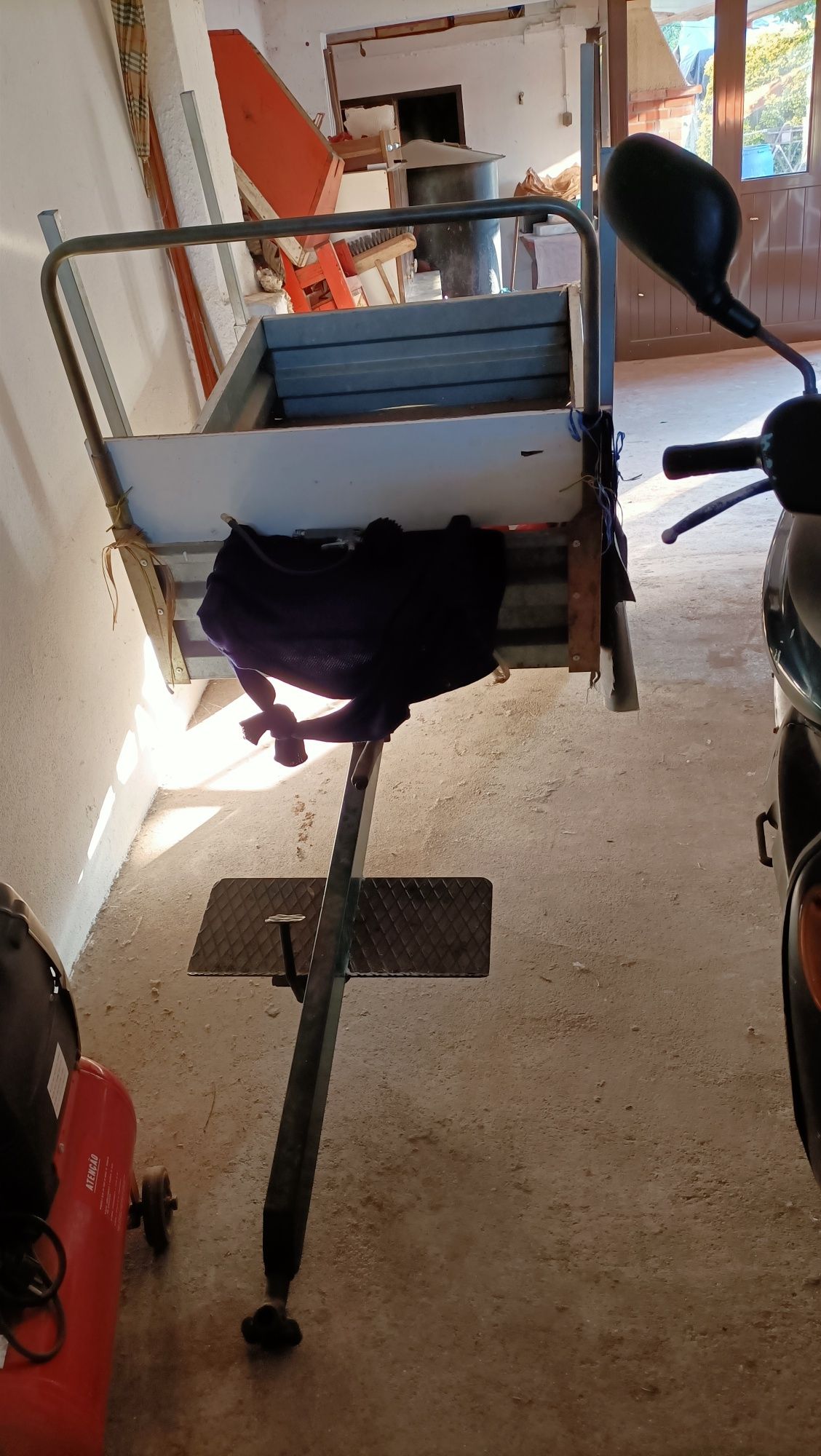 Atrelado em alumínio para motocultivador