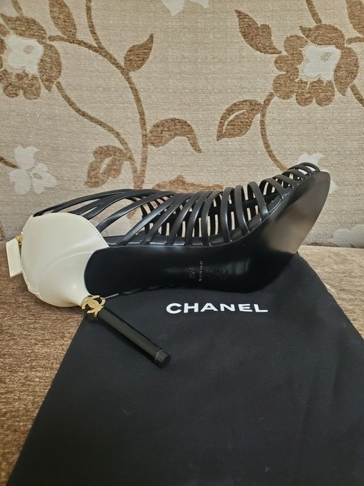 Sapato NOVO CHANEl tam 40,5
