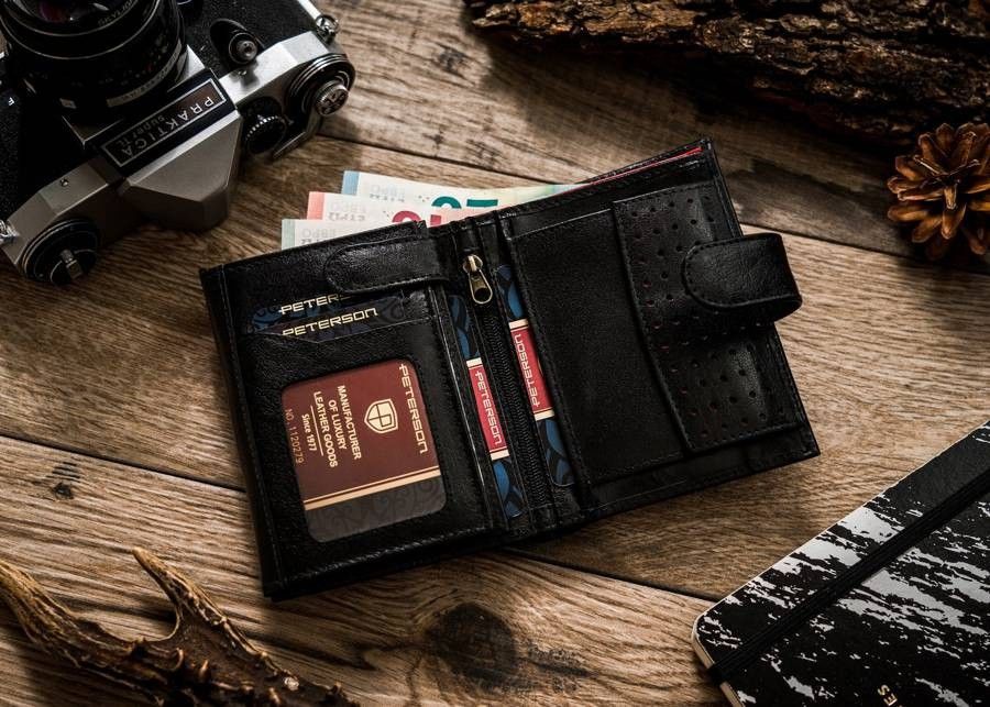 pionowy portfel męski na zatrzask - peterson