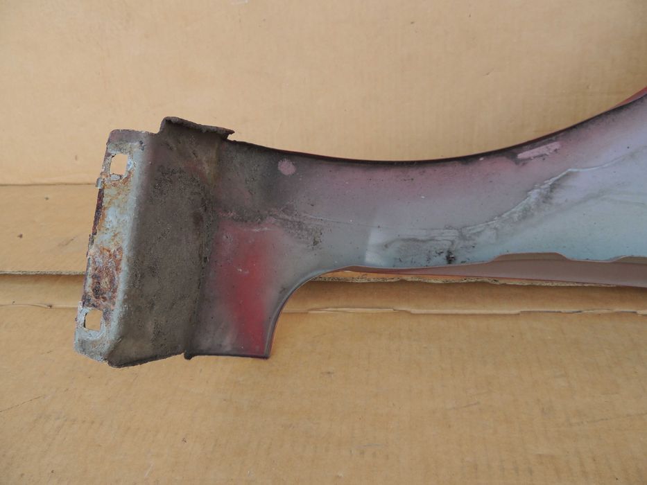 Błotnik przedni prawy Ford Fiesta MK7 08,09,10,11,12,13,14,15,16,17 T9