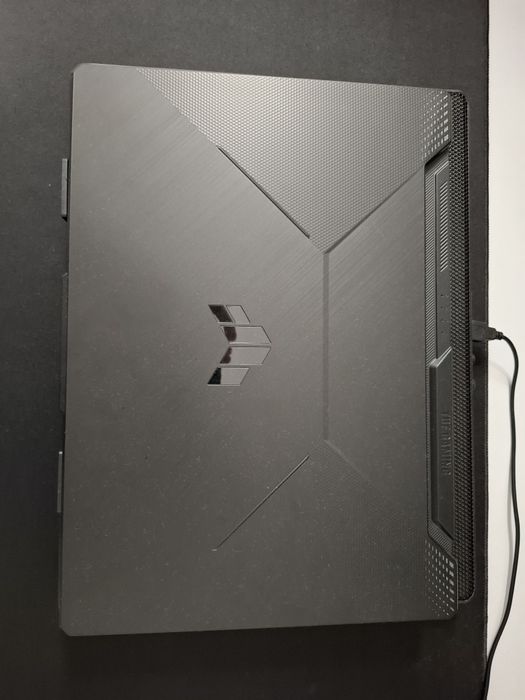 Portátil ASUS TUF Gaming A15 - 15,6″ 144 Hz • Ryzen 7 7435HS • RTX 205