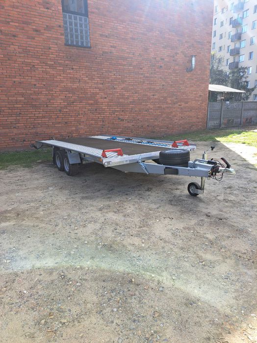 Wynajem lawety przyczepy