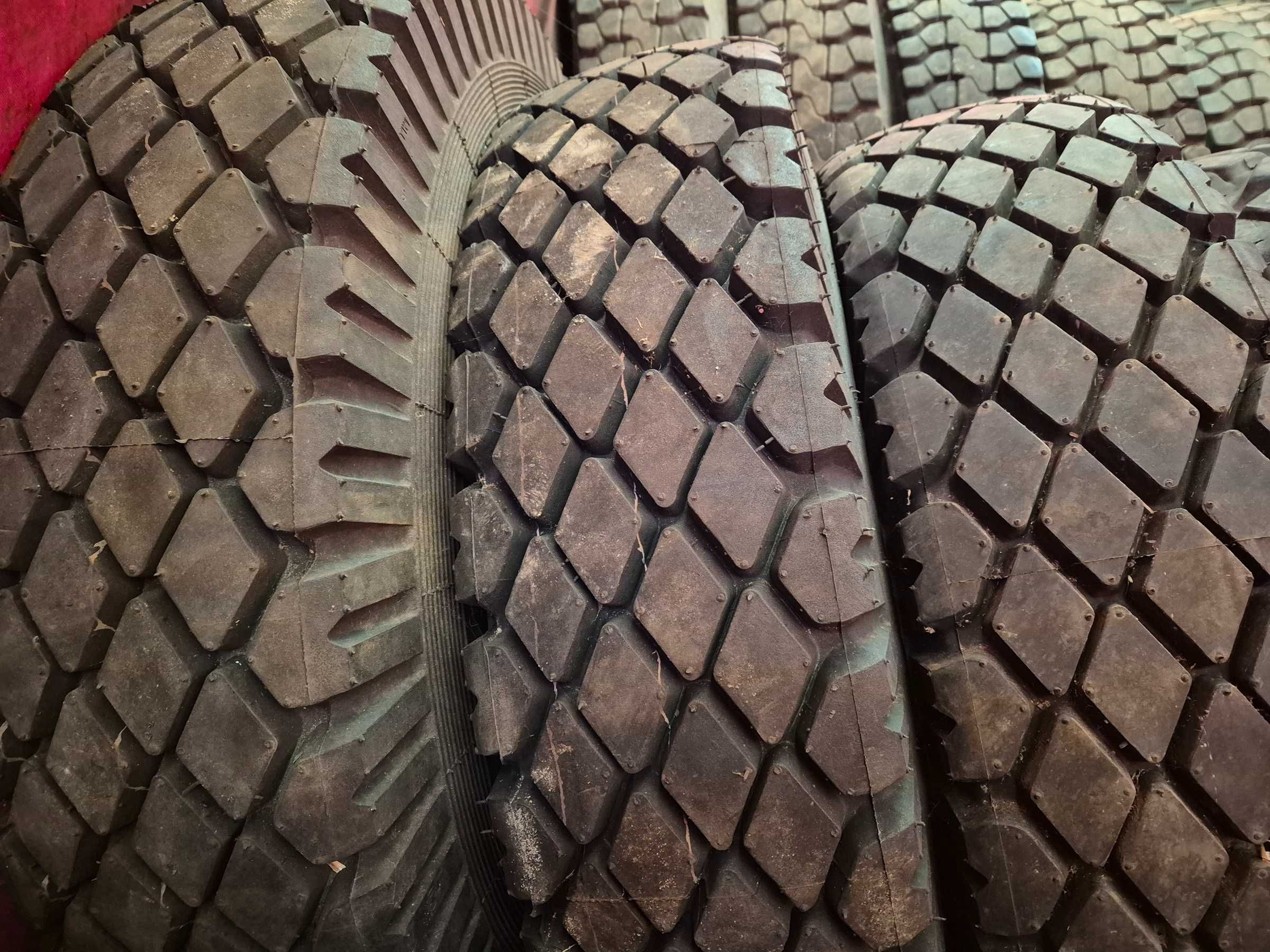 Opona 12.00R20 1200R20 Kama Rolnicze Budowlane Terenowe Star 266