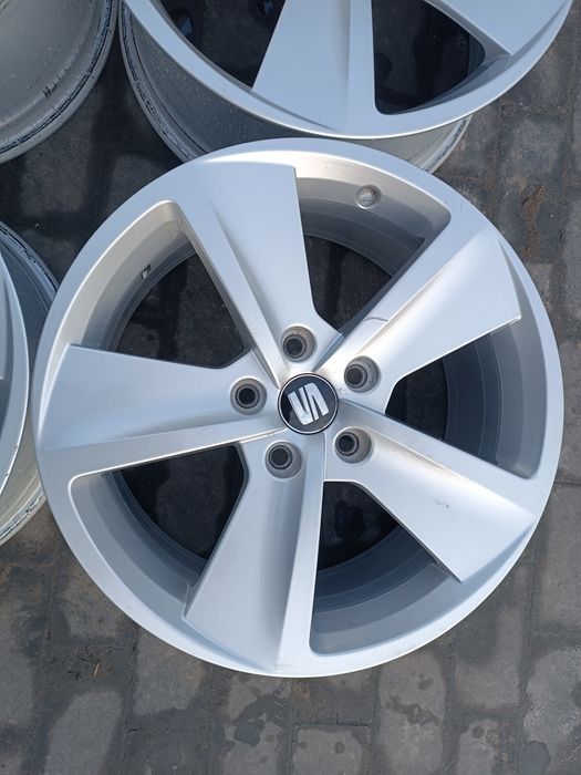 Felgi Alu Seat Leon III Altea XL 5x112 ET51 7.5J17