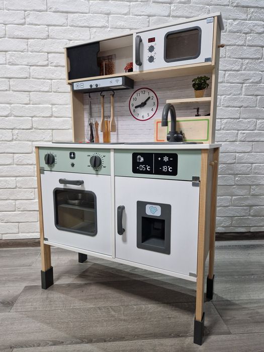 Kuchnia drewniana dziecięca Playtive miętowa + akcesoria 66cm