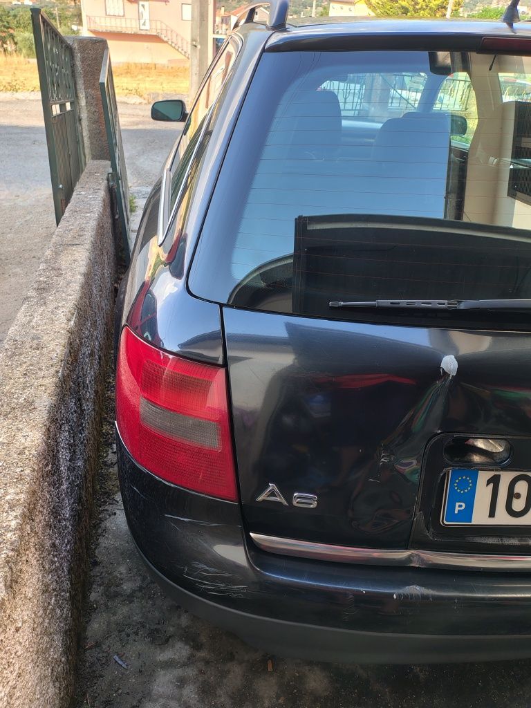 Vende Audi A6 1999
