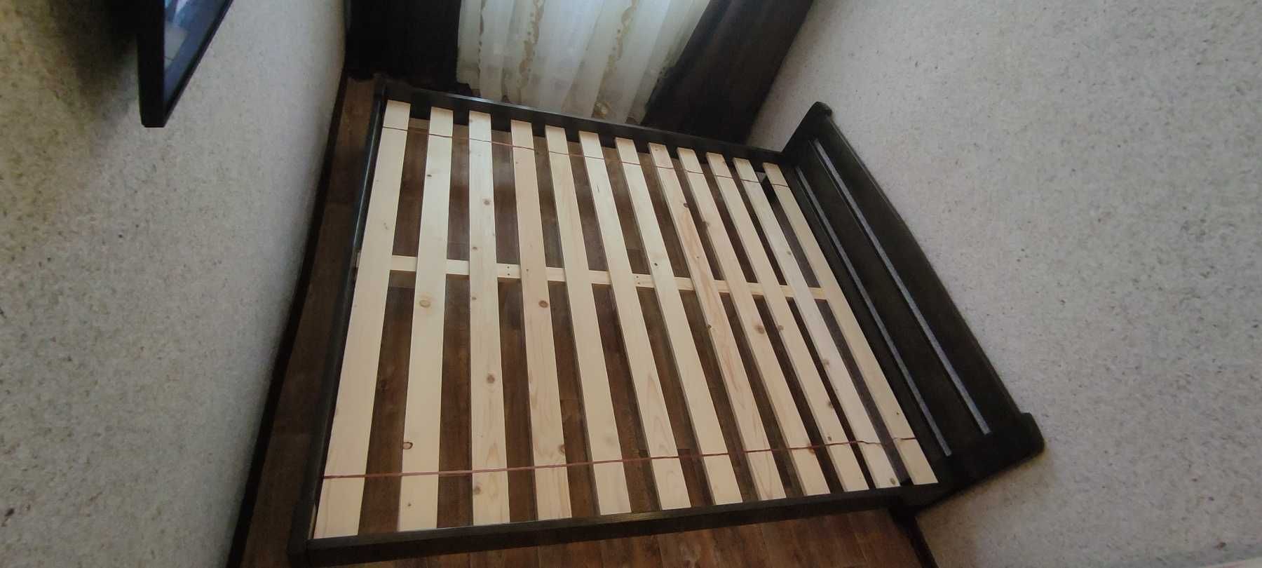 Кровать деревянная 180*200 см