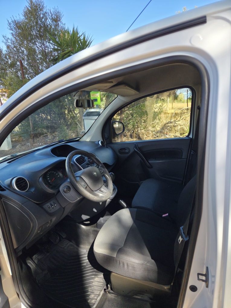 Renault Kangoo Maxi 3 lugares
