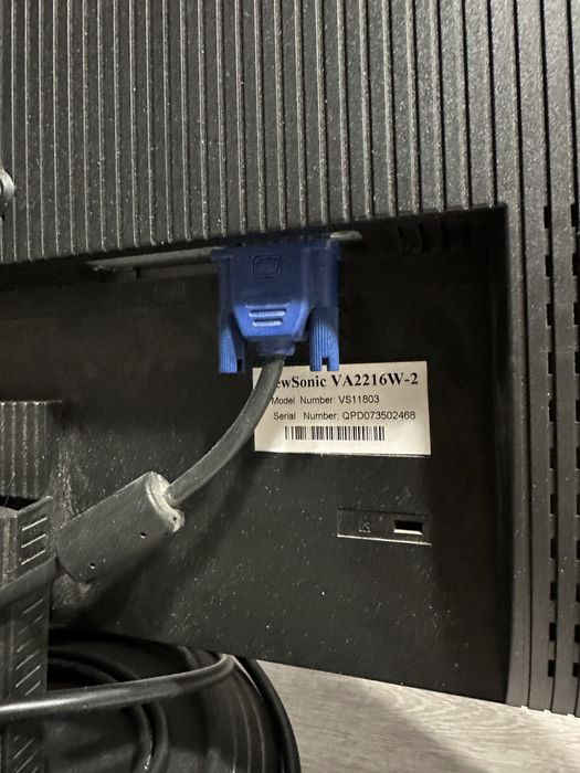 Монітор для компьютера і мишка