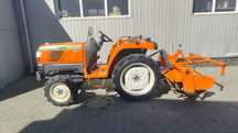 Japoński traktorek Hitachi Hinomoto NZ215 21 km Kubota Gl 23