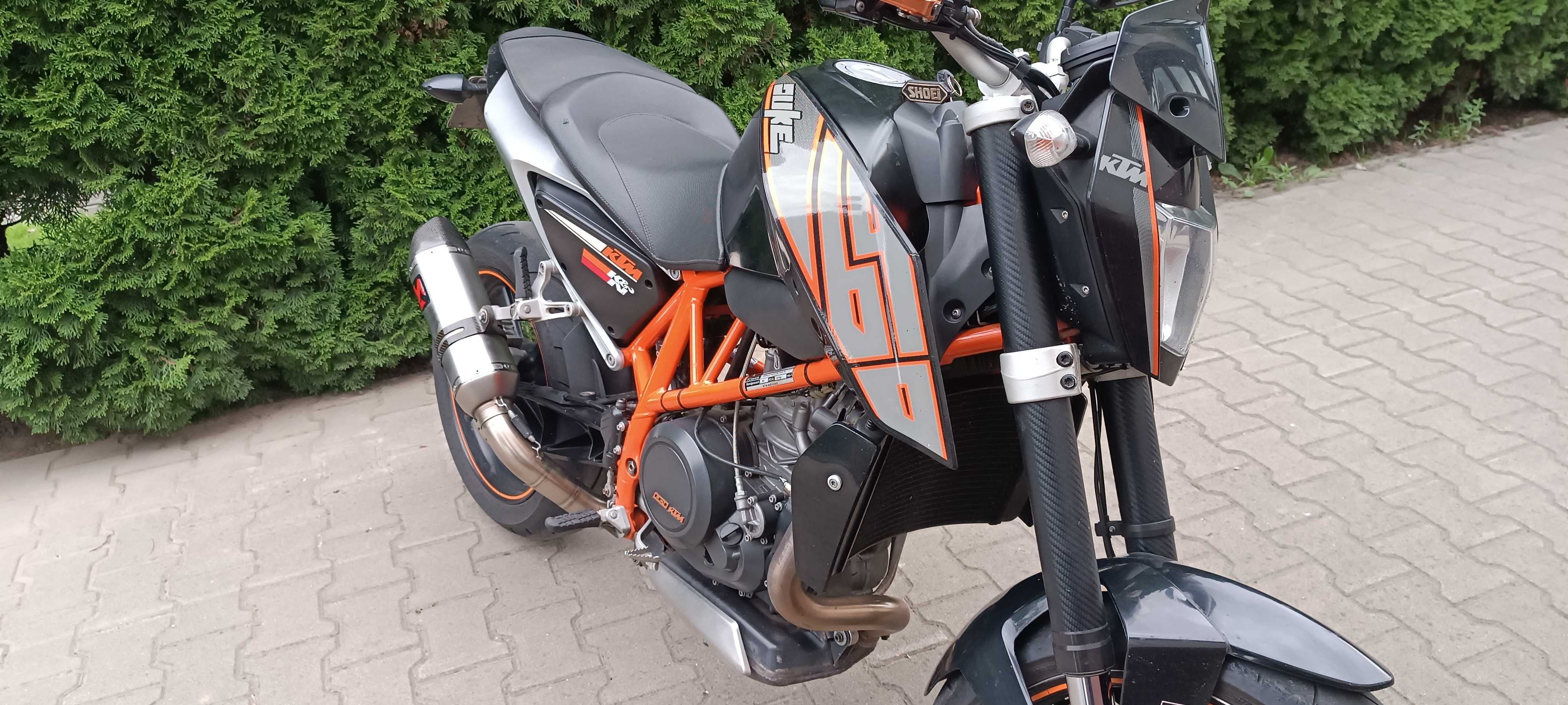 ktm duke 690 ABS