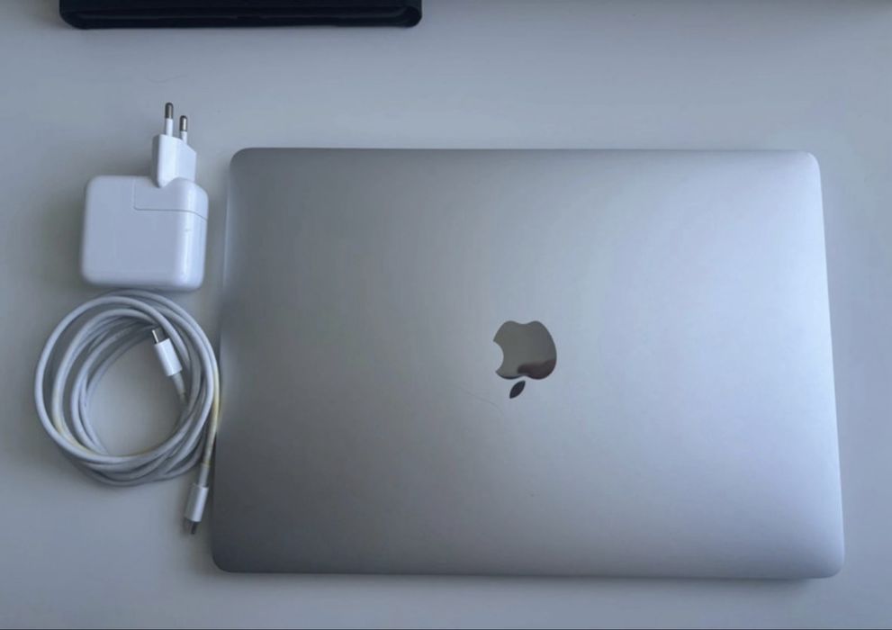 MacBook Air 2020