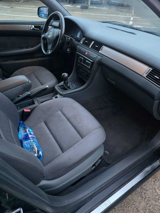 Audi a6c5 1.8T 1999r .