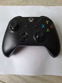 Pad do konsoli Xbox One