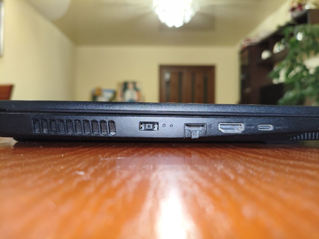 Ноутбук Lenovo 15IHU6