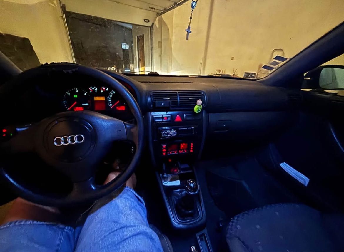 Audi A3 (acidentado)