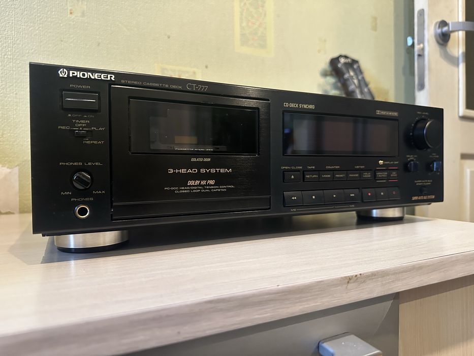 Кассетна дека Pioneer CT-777- 3-Head