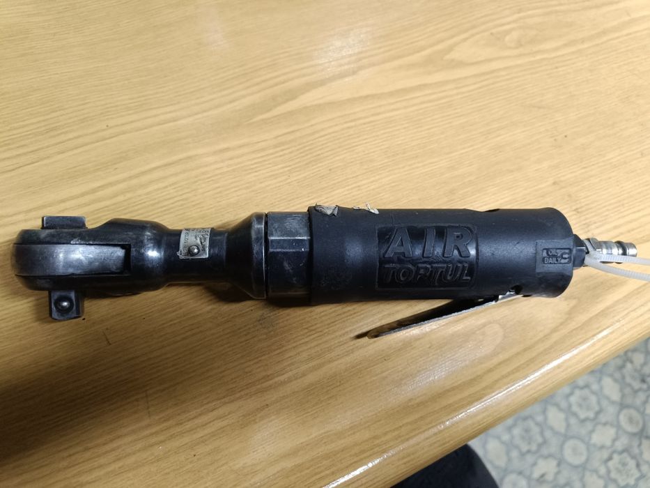 Продам тріскачка пневматичну марка Toptul KAAF 1605