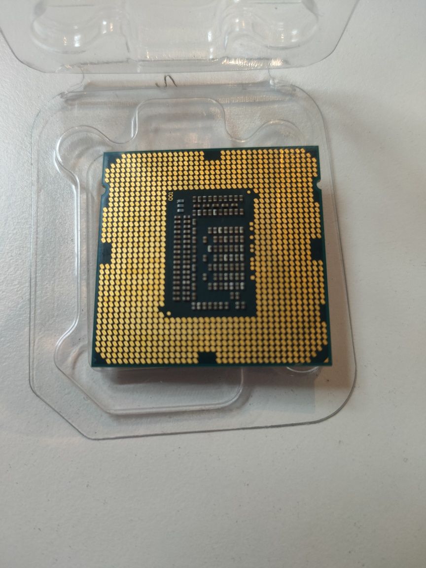 Procesor Xeon E3-1265L V2 4 rdzenie 8 wątków