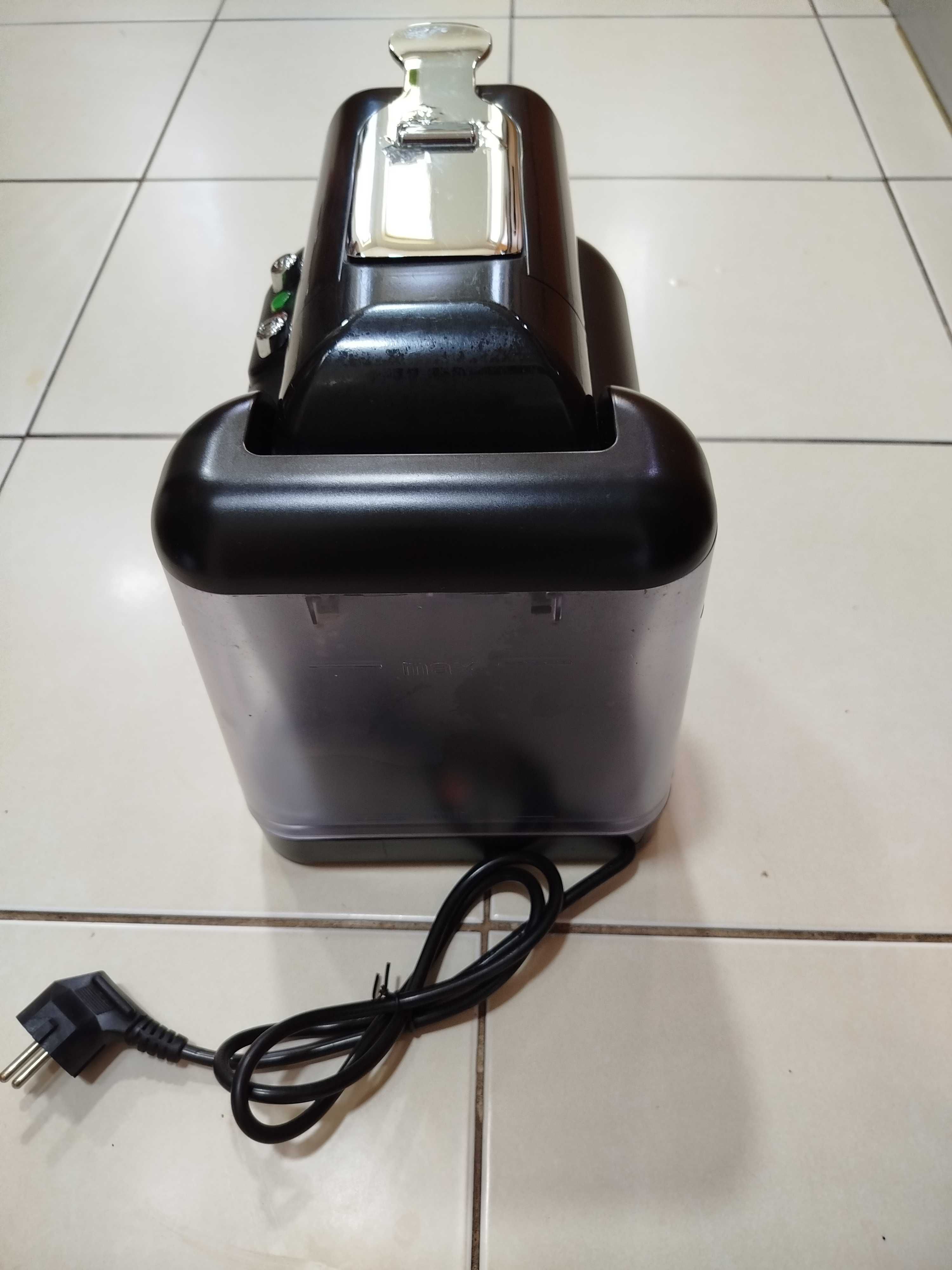 Máquina de café Delta Q