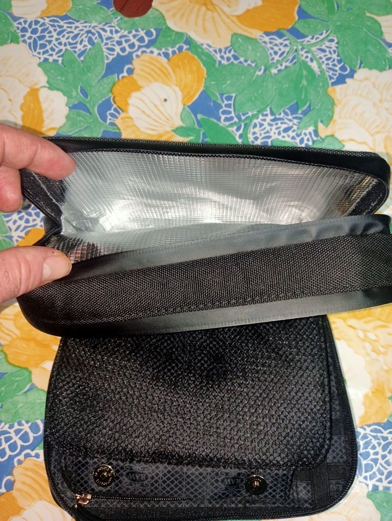Mala RAW traveler