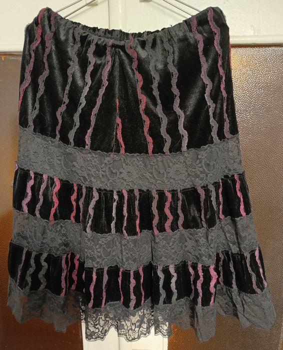 Літня жіноча спідниця з мережевом.Чорна.Кружевная юбка большой размер.