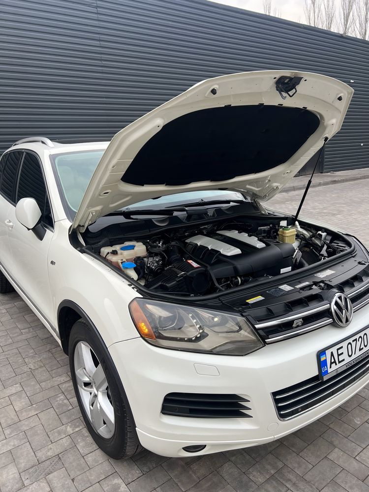 Продам Volkswagen Touareg R-line