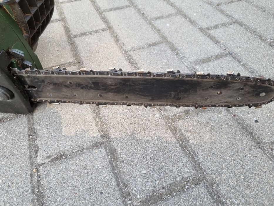 Piła pilarka łańcuchowa 230V 1400W 350mm Castorama