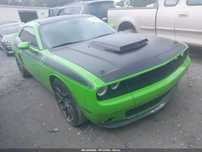 Dodge Challenger 5.7 V8 372KM wersja T/A Plus , znikoma szkoda