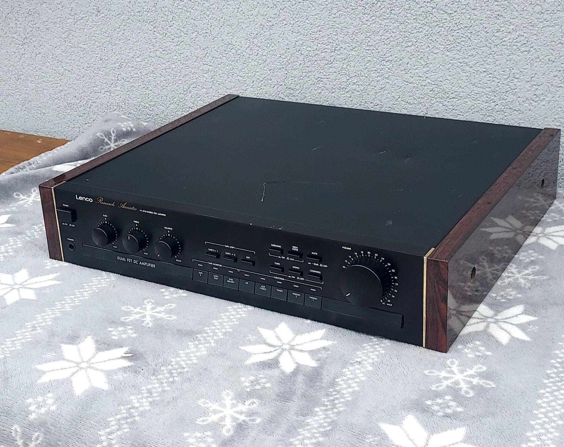 Przedwzmacniacz LENCO PA-3210 Made in Switzerland