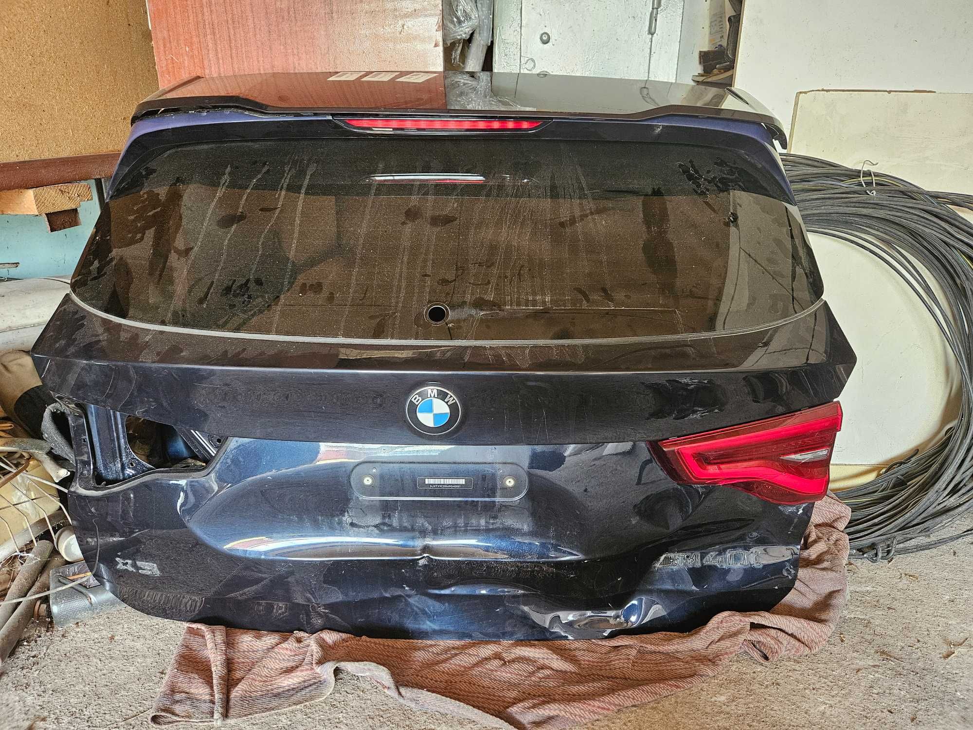 Задня ляда BMW X3 M 40i