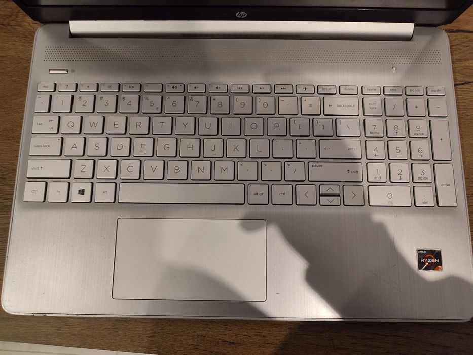Laptop HP, Compaq 15S-EQ0842ND 15,6 " AMD Ryzen 3