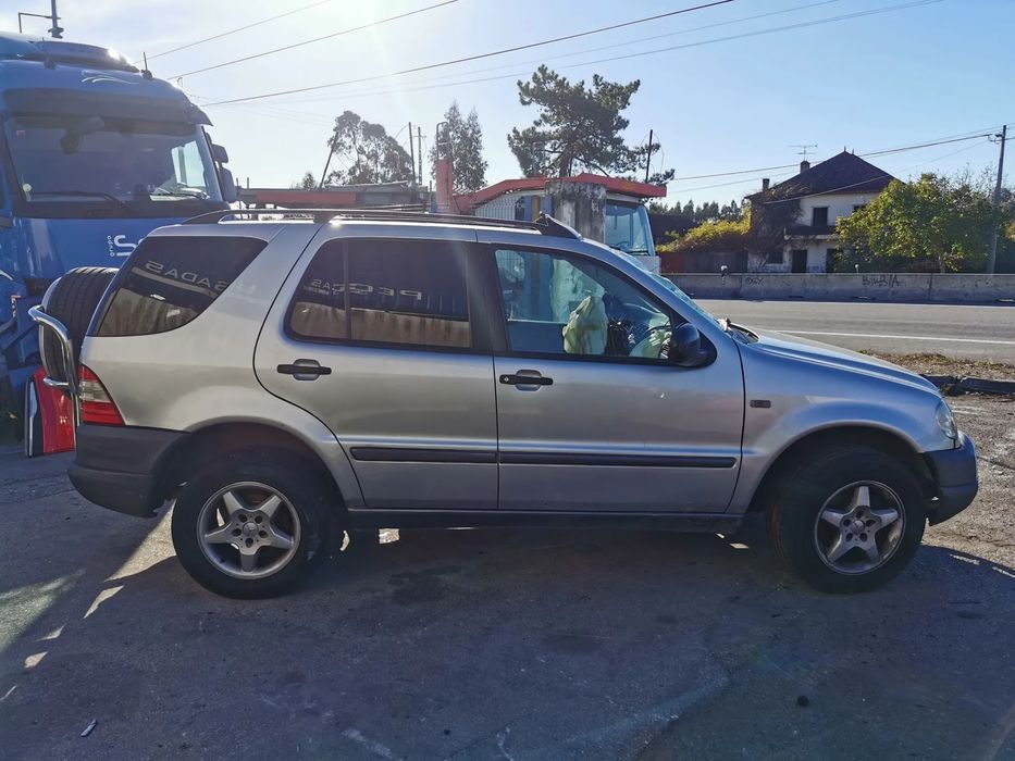Peças Mercedes ML270 2.7 CDI do ano 2000