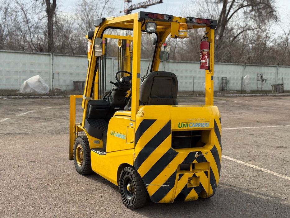 Дизельний вилковий навантажувач Unicarriers FD18T , кара, погрузчик