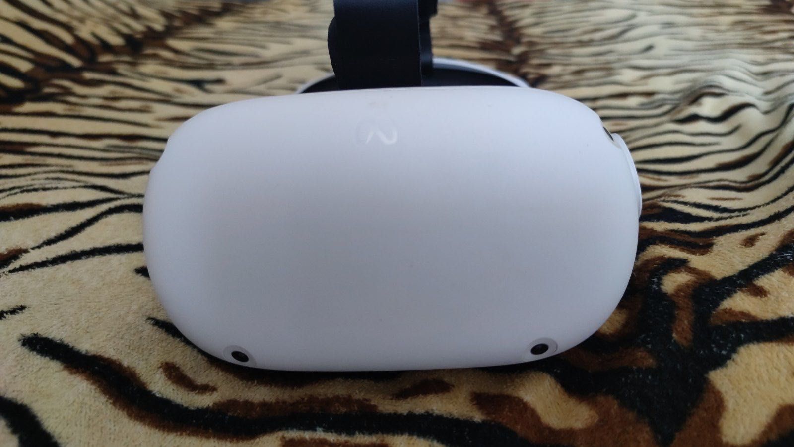 Oculus quest 2 + кріплення