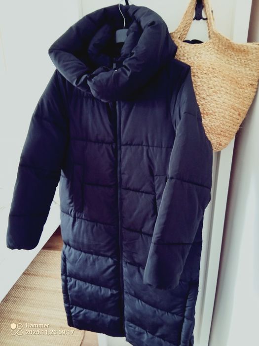 Długi płaszcz Sinsay pikowany s