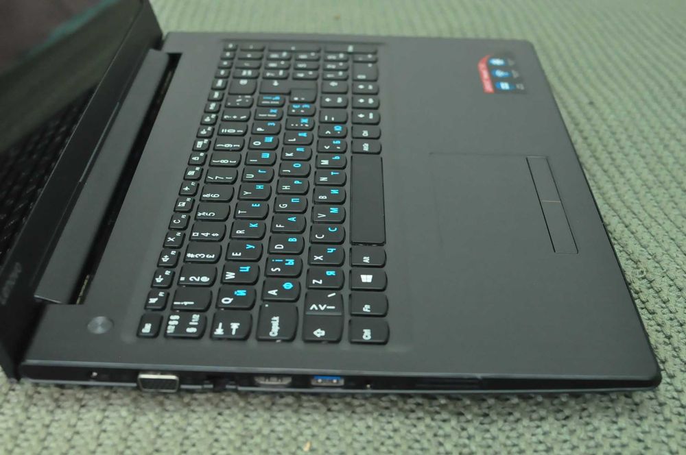 Мощный ноутбук Lenovo 310 ( Core i5/ 8Gb / SSD/ NVIDIA 2Gb)