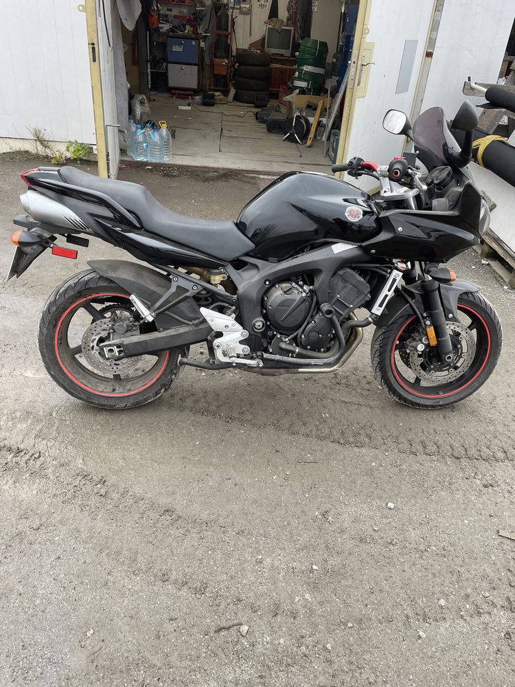 Продам Yamaha fz600 s2