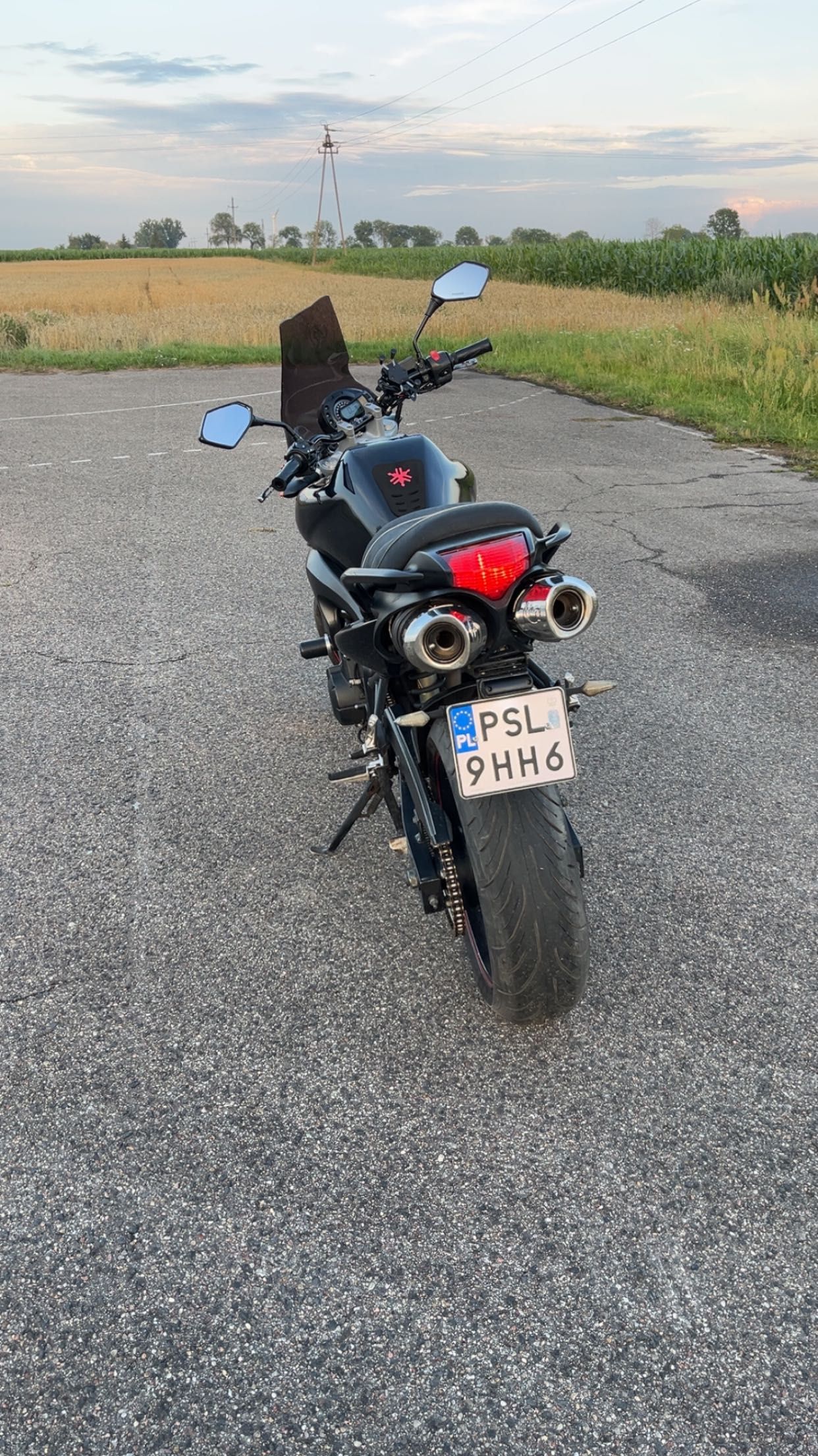 Yamaha FZ6N Black edition