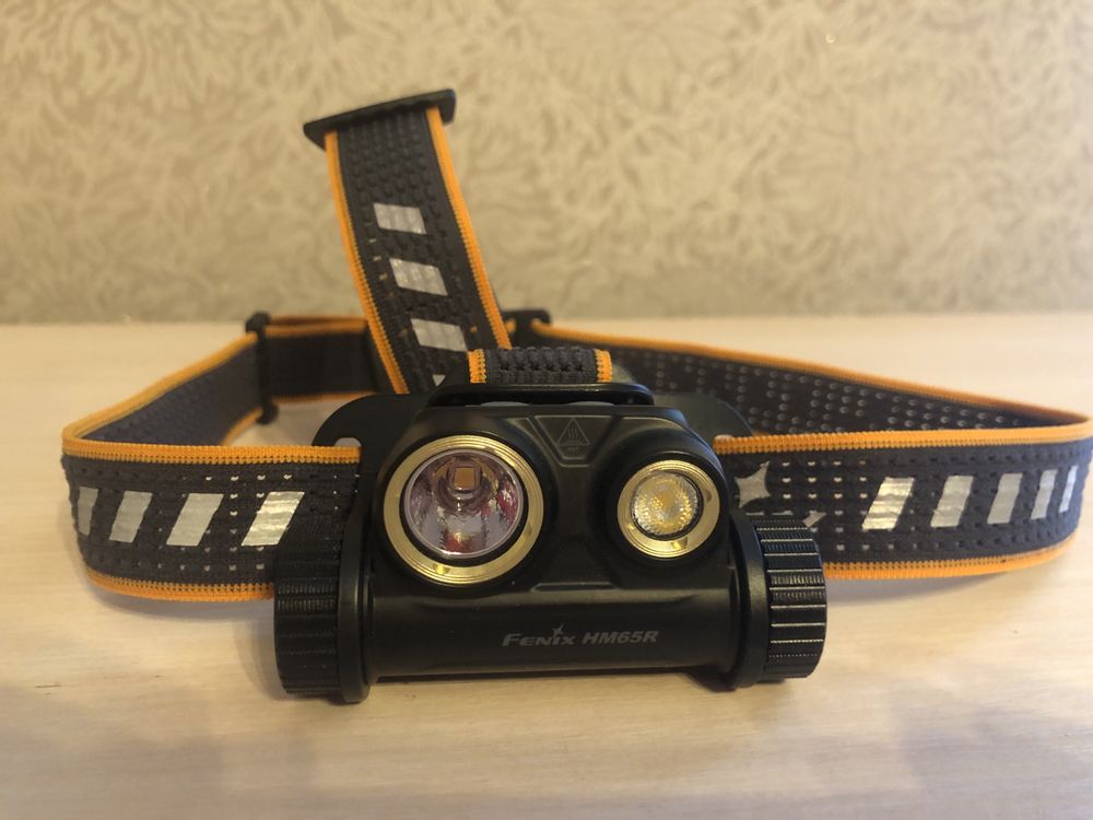 Налобний ліхтар Fenix HM65R + Ліхтар універсальний Fenix E-LITE
